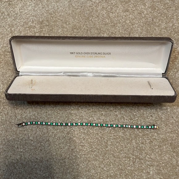 Tennis Braclet - Picture 10 of 10